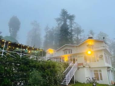 Small Victories Stay & Cafe