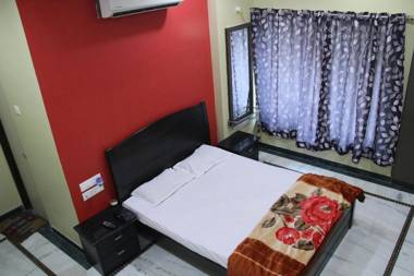 Hotel Gujrat