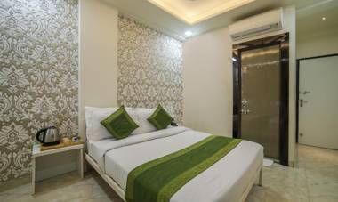 Treebo Trip Le Clover