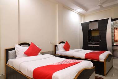 OYO 28720 Prithvi Inn