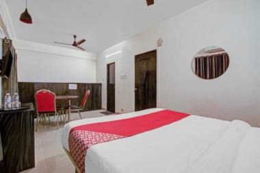 OYO Flagship 44919 Orient Comfort