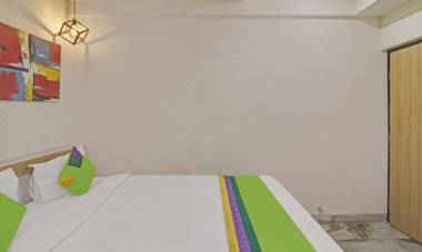 Treebo Trend The Boss Hotel