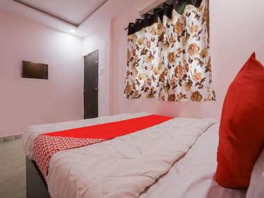 OYO 78901 Hotel Highway Inn