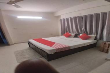 OYO 80385 Elite Stays