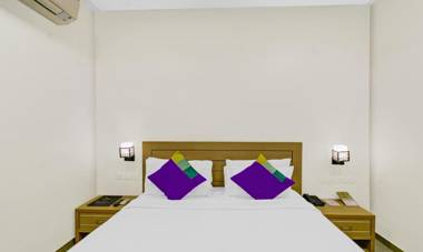 Townhouse OAK Brij Inn