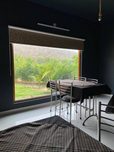 THE LEOPARD HILL’S RESORT