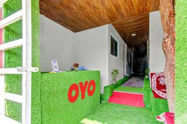 OYO 90889 Green Guest House