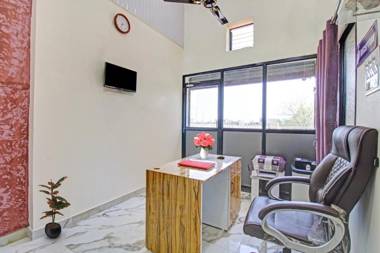 OYO 90210 J d guest House