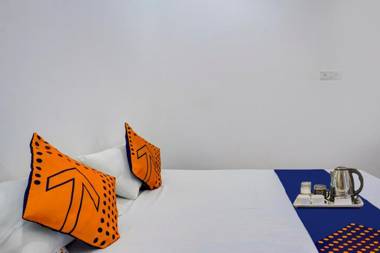 SPOT ON 92512 Hotel Landmark 3