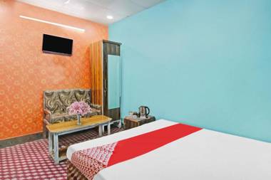 OYO 83293 Krishna Palace