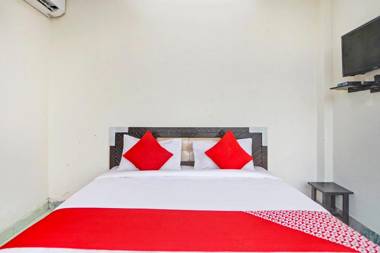 OYO 84010 Hotel Welcome