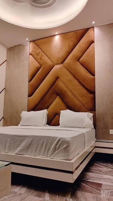 SHRADDHA HOTEL