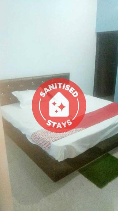 OYO 93312 Hotel The J p s