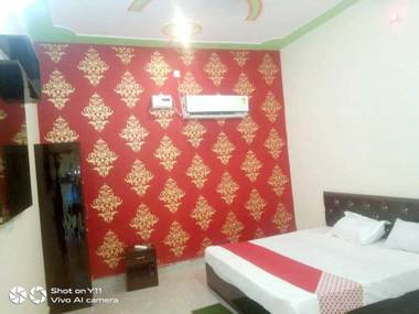 OYO 93312 Hotel The J p s