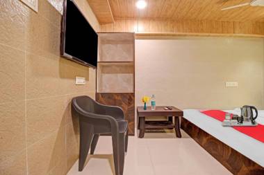 OYO 91230 K K Royal Residency