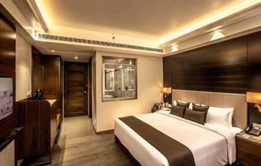 The Monarch Hotel & Convention Centre