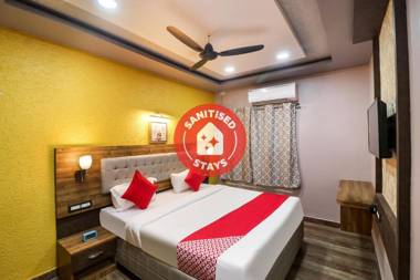 OYO 47057 Padma Manor