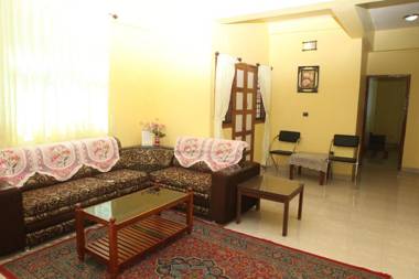 Redrose Service Apartment