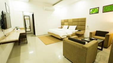 Hotel Whistling Greens
