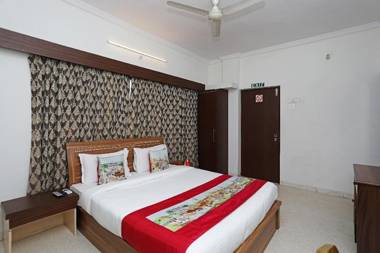 OYO 10671 Hotel Sai Prem