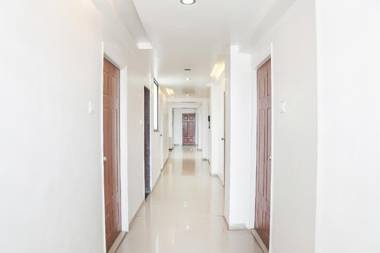 Capital O 15654 Hotel Gajanan Pride