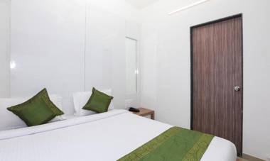 Treebo Trend Sapphire Studio