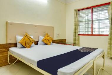 SPOT ON 48335 Hotel Kuber Lodge