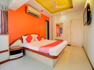 OYO 77484 Hotel Saroj