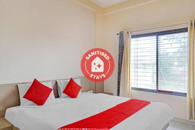 OYO Flagship 84218 Hotel Bankar House