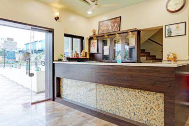 Collection O 82198 Hotel Karishma Palace