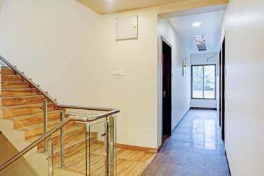 Collection O 82198 Hotel Karishma Palace