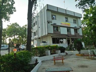 Hotel Shree Mata Sadan
