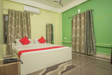 OYO 60634 Hotel Tarulata