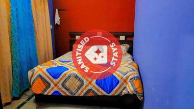 OYO 90892 Crown Food Court cfc