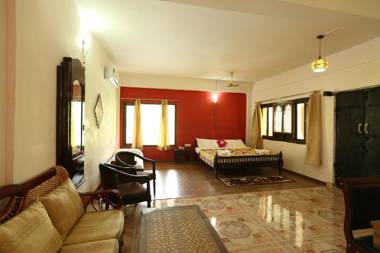 Sterling Palavelli Godavari