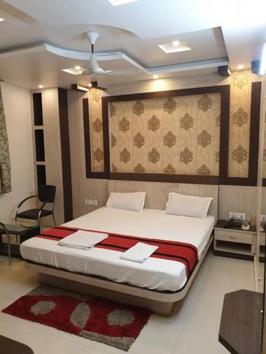 Hotel Anand International