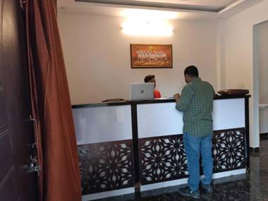 OYO 92930 Fauji Hotel And Restaurant