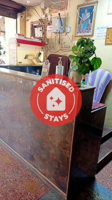 OYO 84938 Prabha Guest House