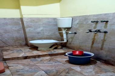 OYO 84938 Prabha Guest House