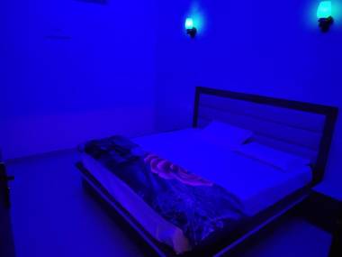 OYO 86482 Inn London Dream Restaurant