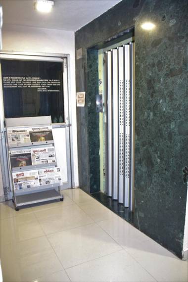 HOTEL NIRAJ INTERNATIONAL 