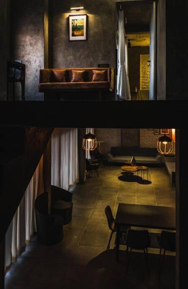 Grey Stone - Lakefront PentHouse Family Rooms