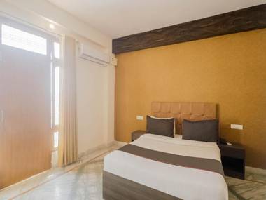 OYO Collection O 39735 Kewal Palace Hyderabad Gate