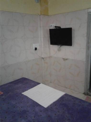 Hotel Yuvraj Palace By WB Inn