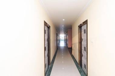 SPOT ON 38587 Hotel Midtown