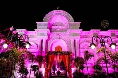 Blue Diamond Resort & Hotel