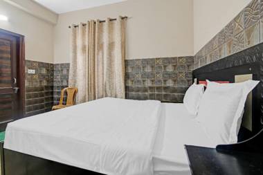 Capital O 85176 Hotel New Sansaro