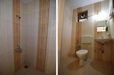 Friends clubhouse 2 Near La Calypso hotel