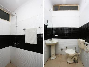 OYO 28411 Taj Guest House