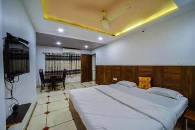 Hotel Anand Deluxe Panhala